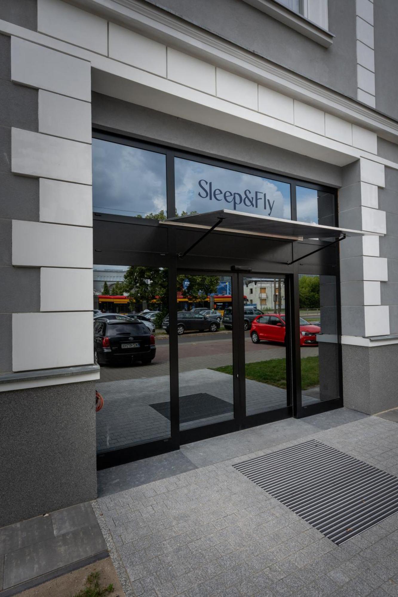 Bed and Breakfast Sleep&Fly Okecie Warsaw Airport Exterior foto